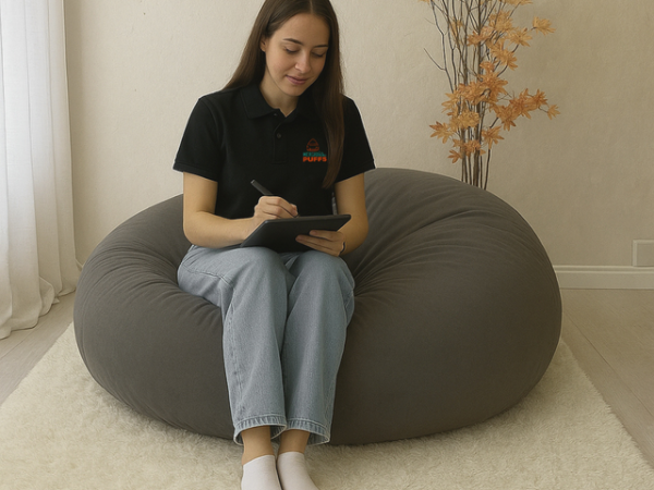 Versatilidade nos Ambientes: Os Diferentes Formatos de Puffs